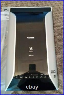 Canon CanoScan 9000F Mark II Flatbed Scanner withbox instructions CD 3 Film Mounts