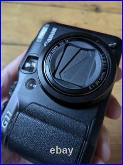 Canon PowerShot G11 10.0MP Digital Camera Black With Charger & Manual