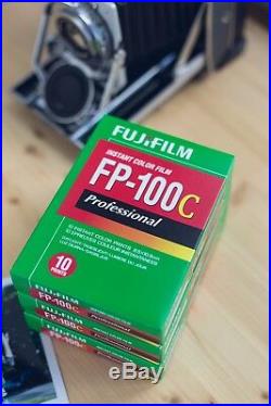 FP-100c Glossy. 30 prints. Discontinued, Rare film. Exp. Date 08/2018. Fujifilm