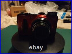 Fujifilm FinePix F Series F600EXR 16.0MP Digital Camera Red