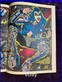 KISS MARVEL SUPER SPECIAL #1 KISS / printed in blood comic / 1977