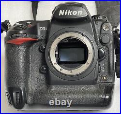 Nikon D3S 12.1MP Digital SLR Camera Body With Nikon MH22 Double Charger