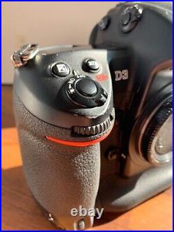 Nikon D3 Body 12.1MP Digital SLR Camera + camera bag, charger, battery & lead